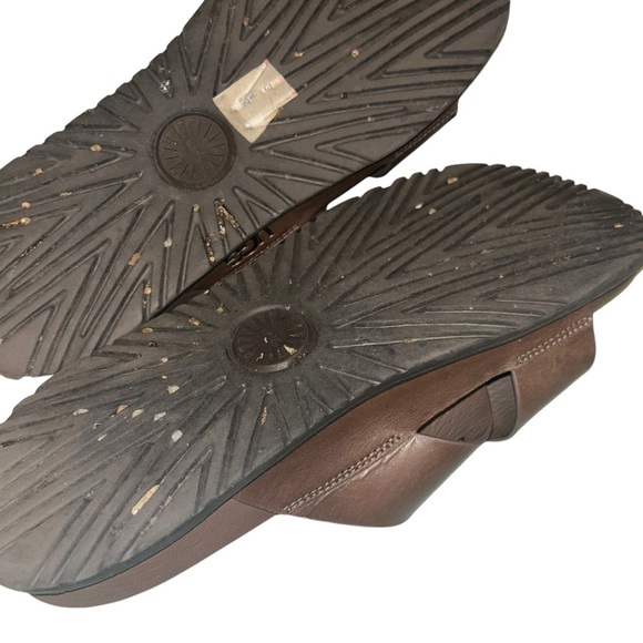 Men UGG Wainscott Slide Brown Leather Sandals slip on shoes size 11 flip flops main image 6
